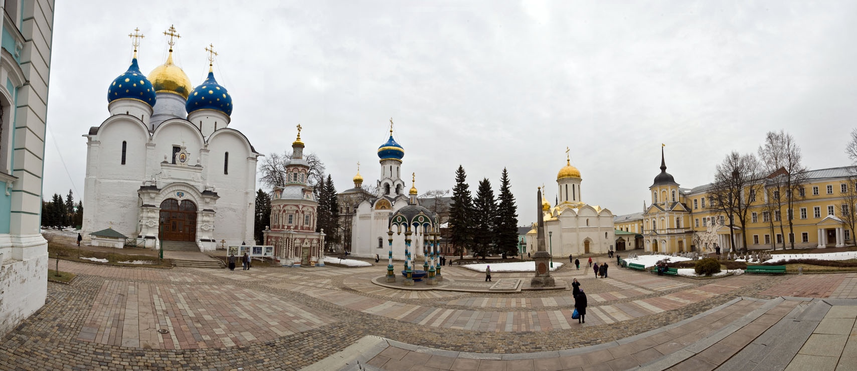 Про сергиеву лавру. Троице-Сергиева Лавра Сергиев. Сергиев Посад монастырь. Сергиево Радонежская Лавра.